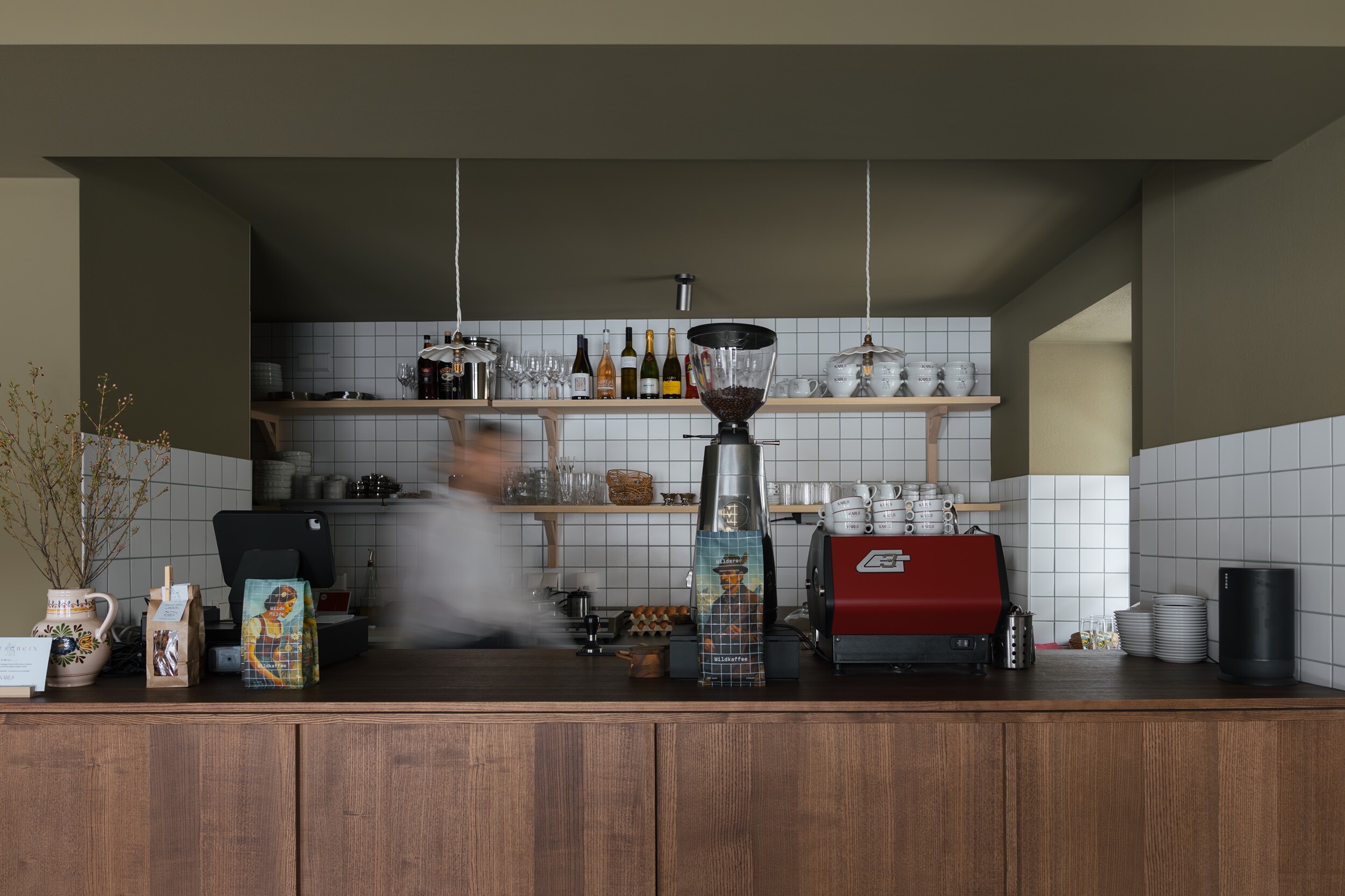 ov_karls design apartments und tagesbar-01 ov_karls design apartments und tagesbar-01